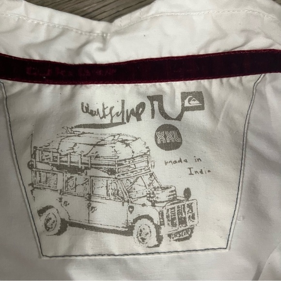 White Casual Button Down Shirt with Short Sleeves - Picture 4 of 8